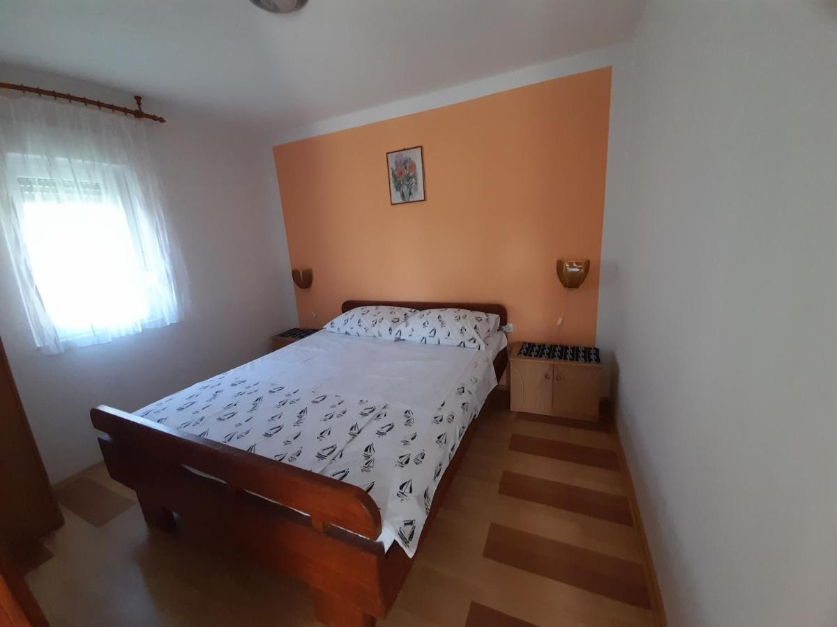 Apartman Pilcik Apartment Vir Exterior foto