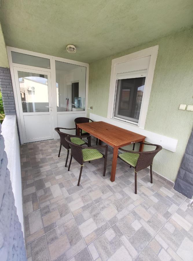 Apartman Pilcik Apartment Vir Exterior foto