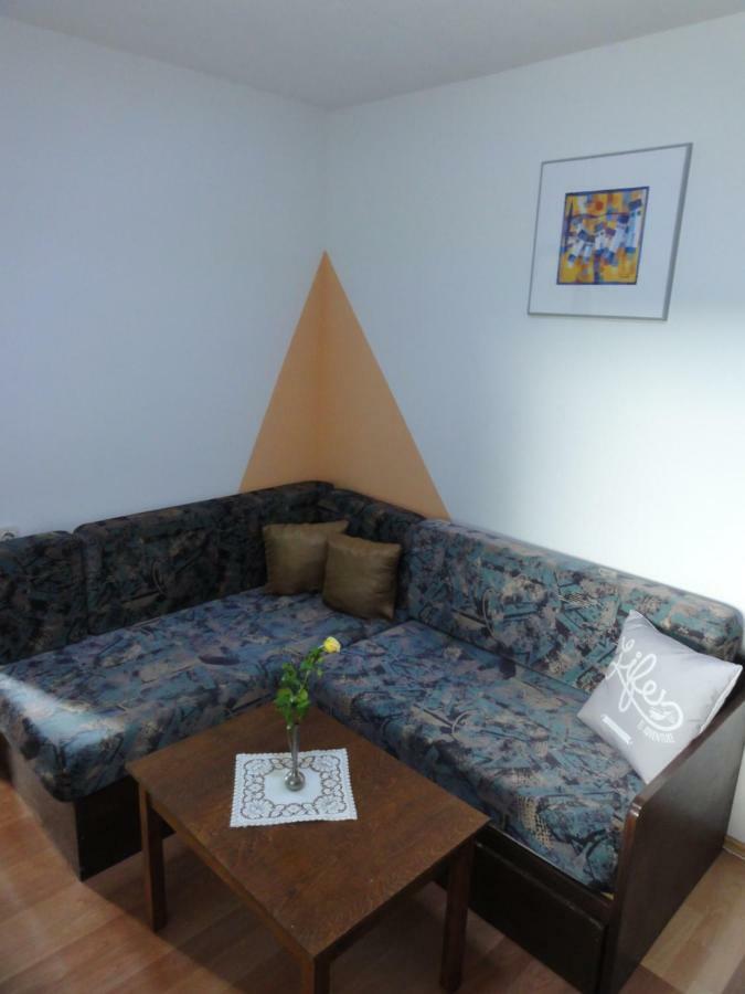 Apartman Pilcik Apartment Vir Exterior foto
